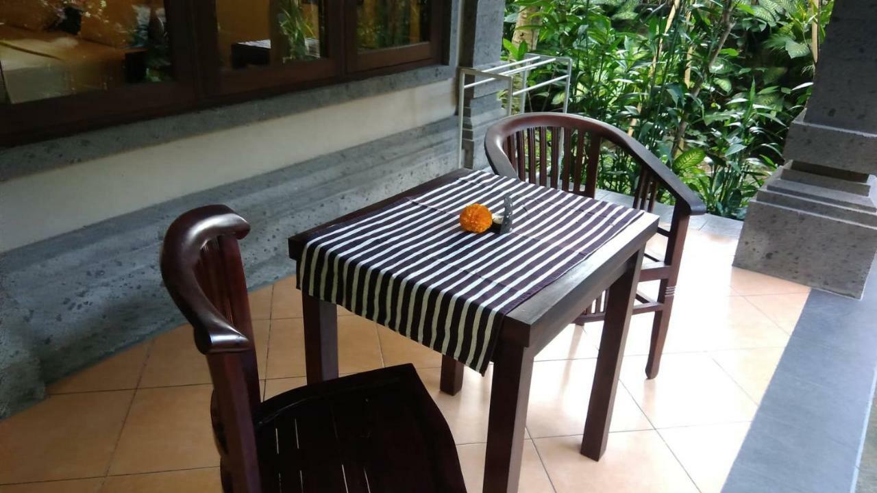 Prasanti Bed & Breakfast Ubud Kültér fotó