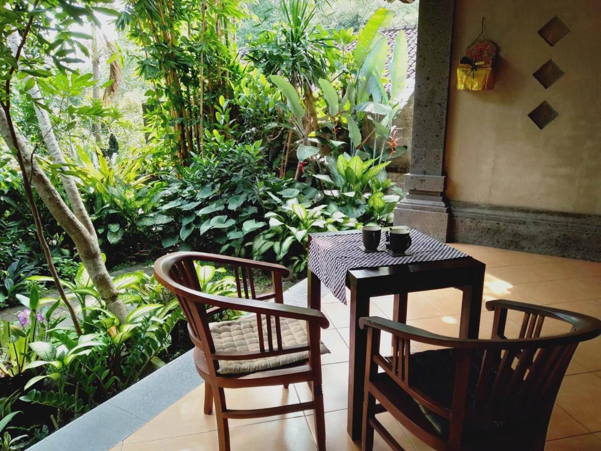 Prasanti Bed & Breakfast Ubud Kültér fotó